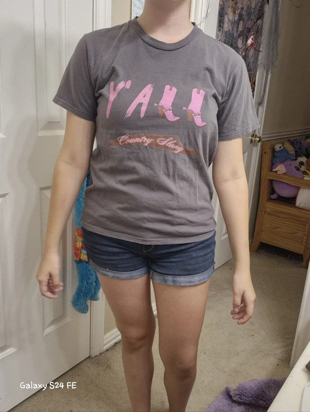 Y'All Country Slang Graphic Tee - Gray with Pink Print